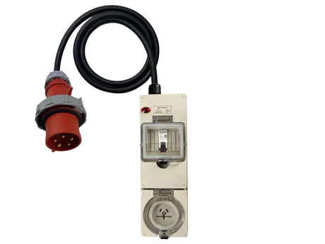 Power Adapter CEEform 32 Amp 5 Pin Three Phase to 15 Amp 3 Pin outlet